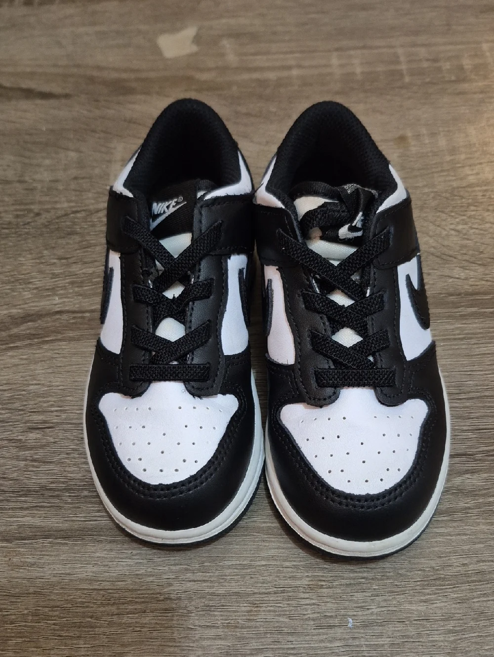 Nike Kids Black and White Low-Top Sneakers